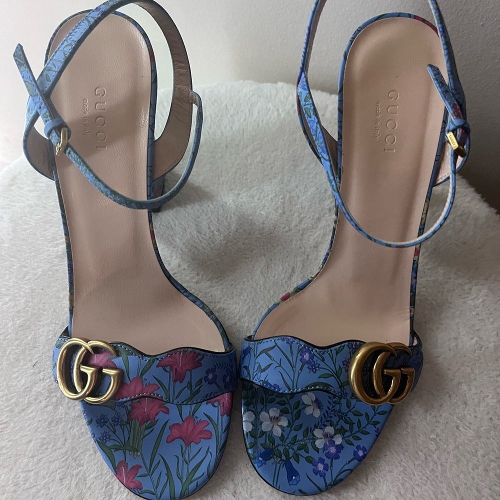 Gucci Azure Blue Floral Heels Size 40